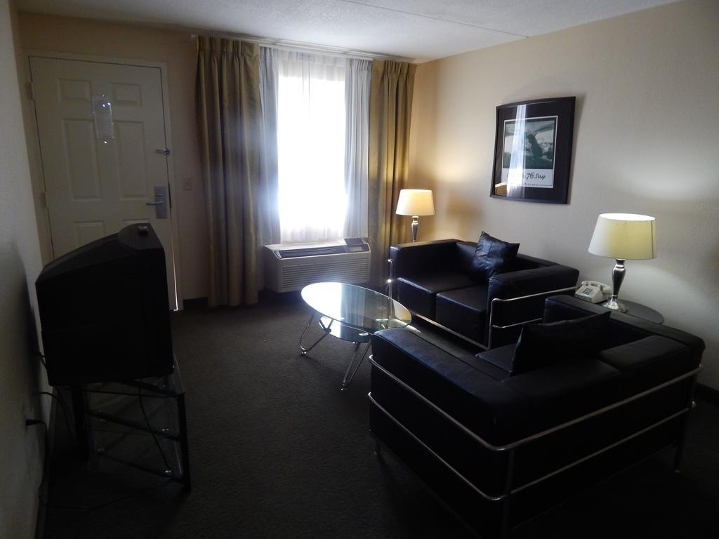 Ramada Branson Hotel And Resort Buitenkant foto