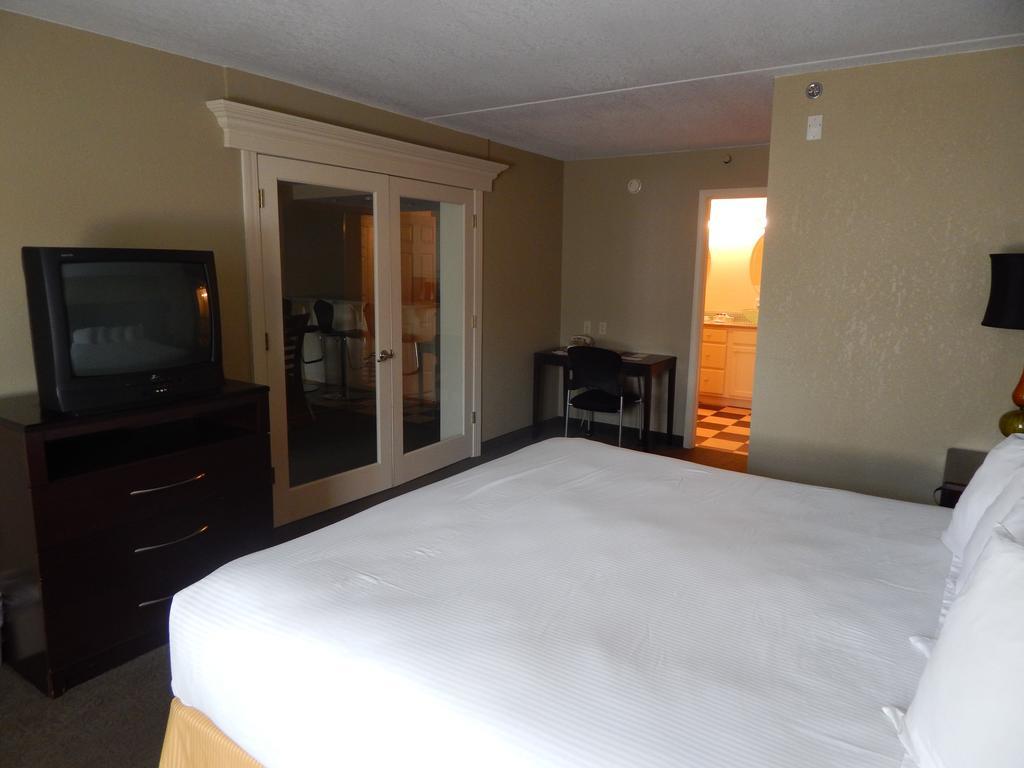 Ramada Branson Hotel And Resort Buitenkant foto