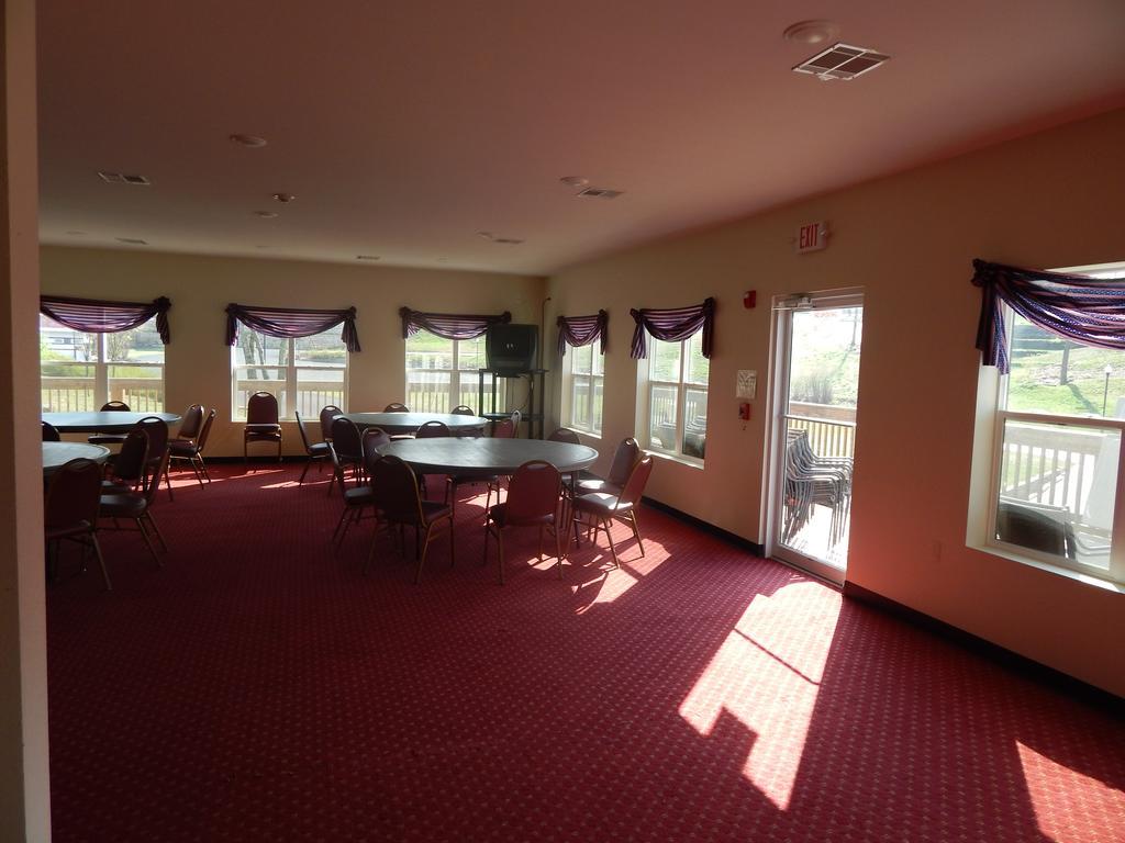 Ramada Branson Hotel And Resort Buitenkant foto