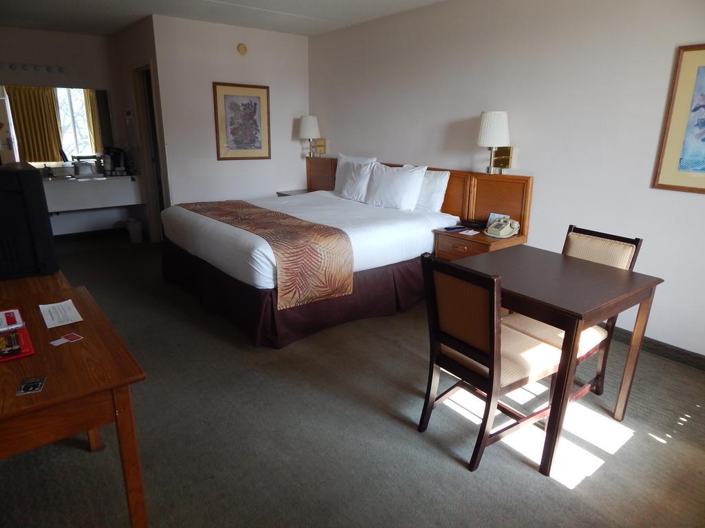 Ramada Branson Hotel And Resort Buitenkant foto