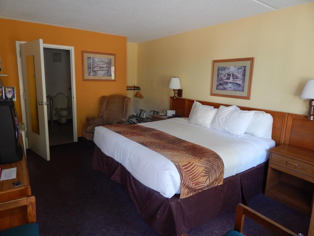 Ramada Branson Hotel And Resort Buitenkant foto